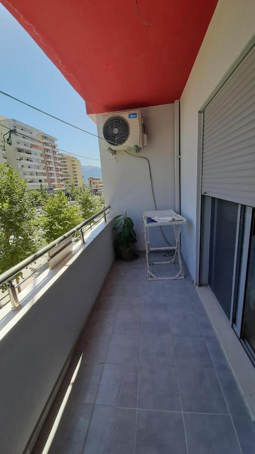 Saimir Apartaments Вльора Екстер'єр фото