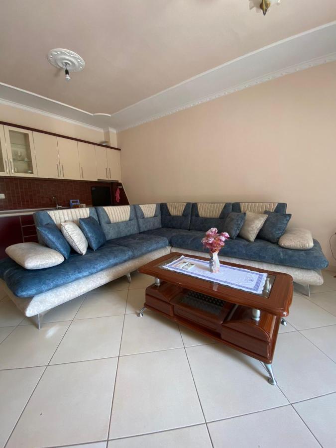 Saimir Apartaments Вльора Екстер'єр фото