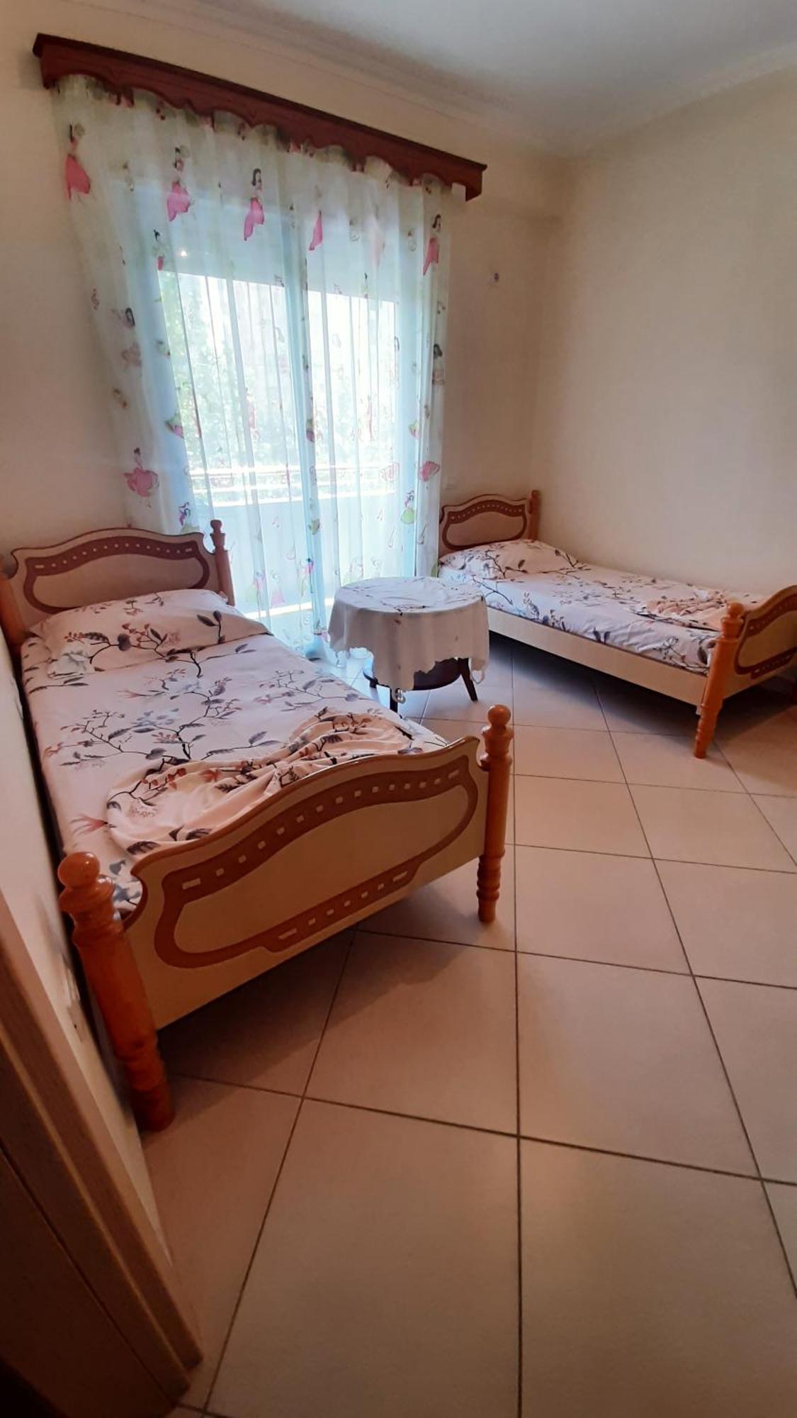 Saimir Apartaments Вльора Екстер'єр фото